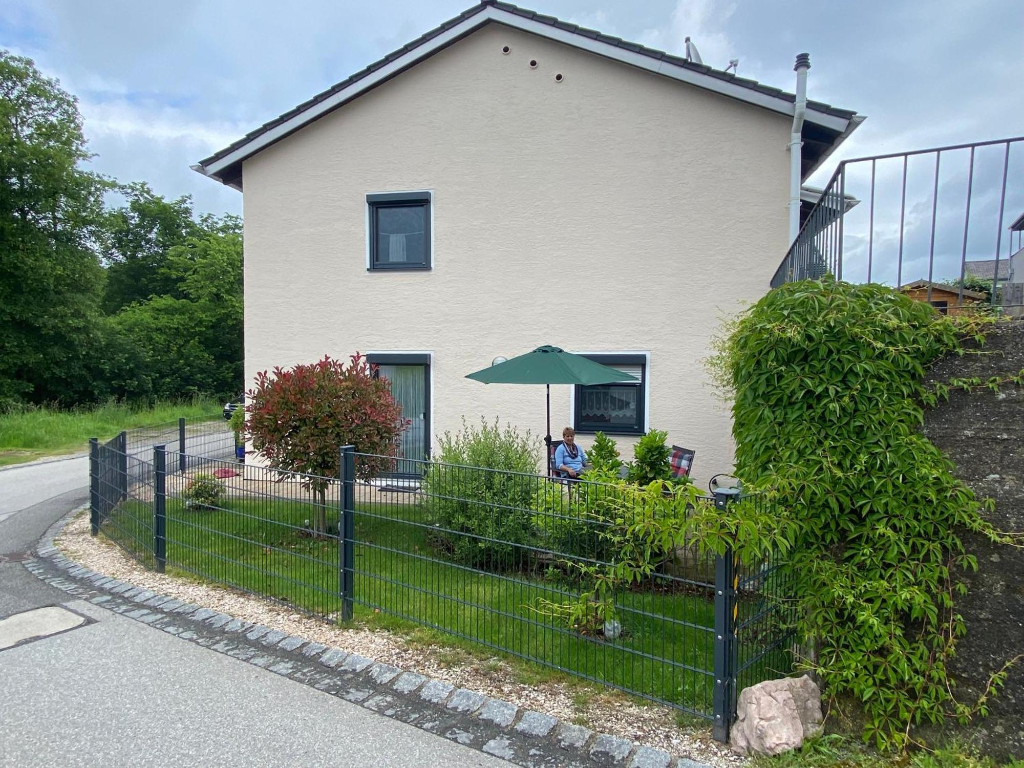 Ferienwohnung Mit Salzachblick ラウフェン エクステリア 写真